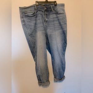 Judy Blue Relaxed Fit
